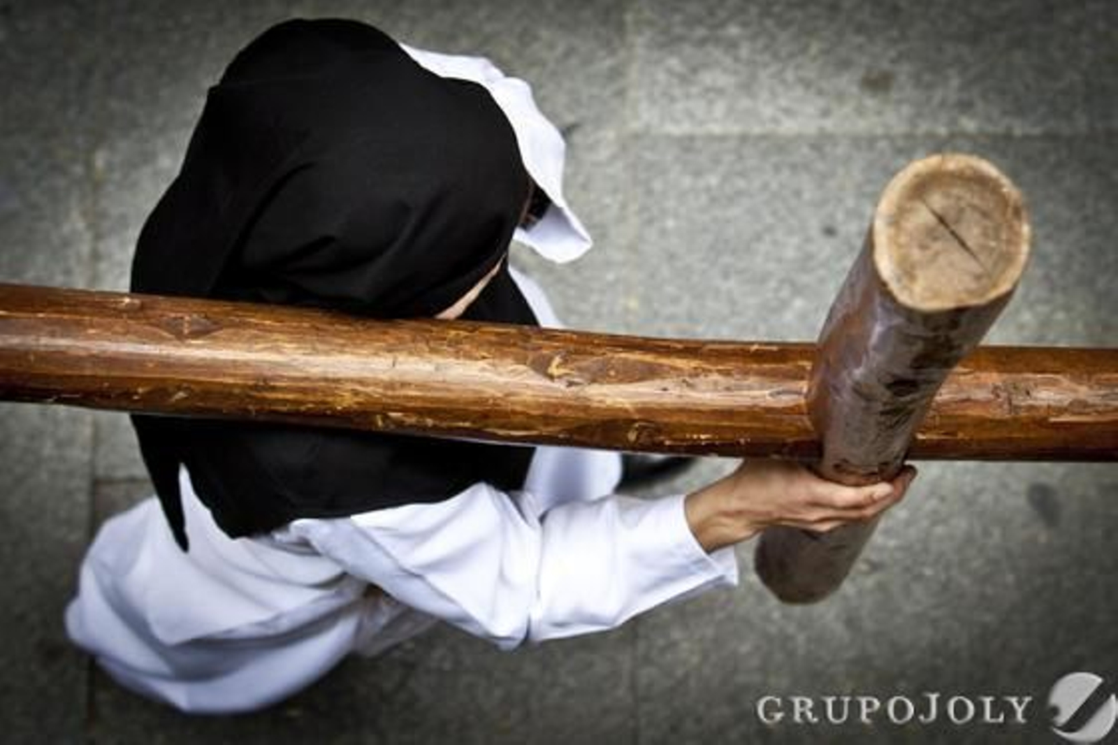 Caído

Fotos: Julio González