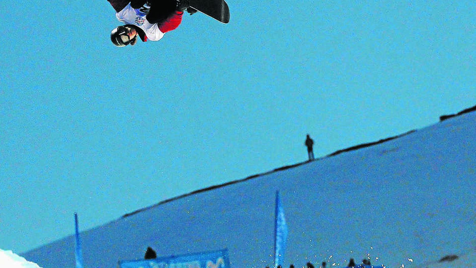 Un 'snowboarder' durante una prueba del Campeonato del Mundo del año 2017.