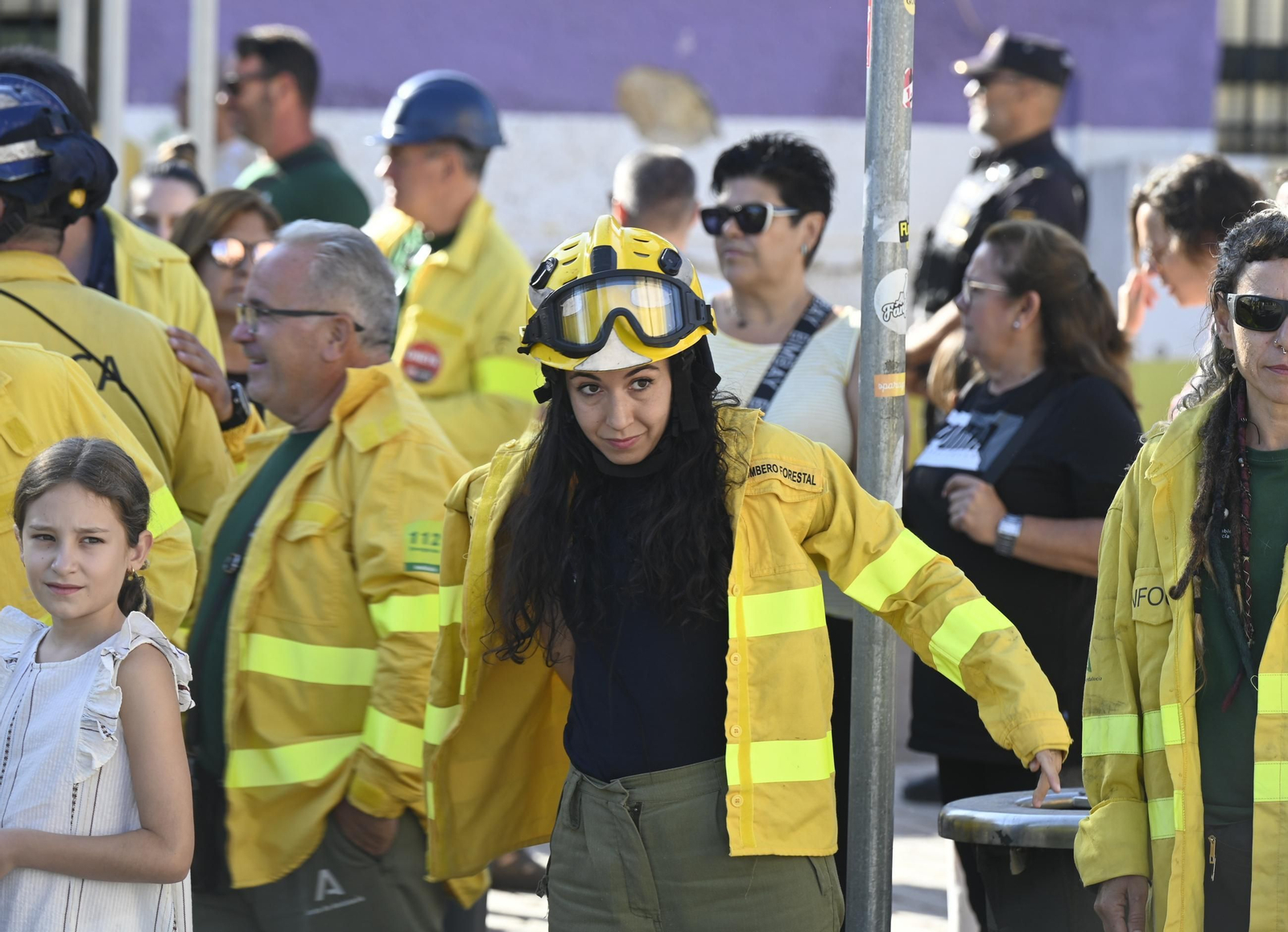 La manifestación de los bomberos forestales en Córdoba, en imágenes