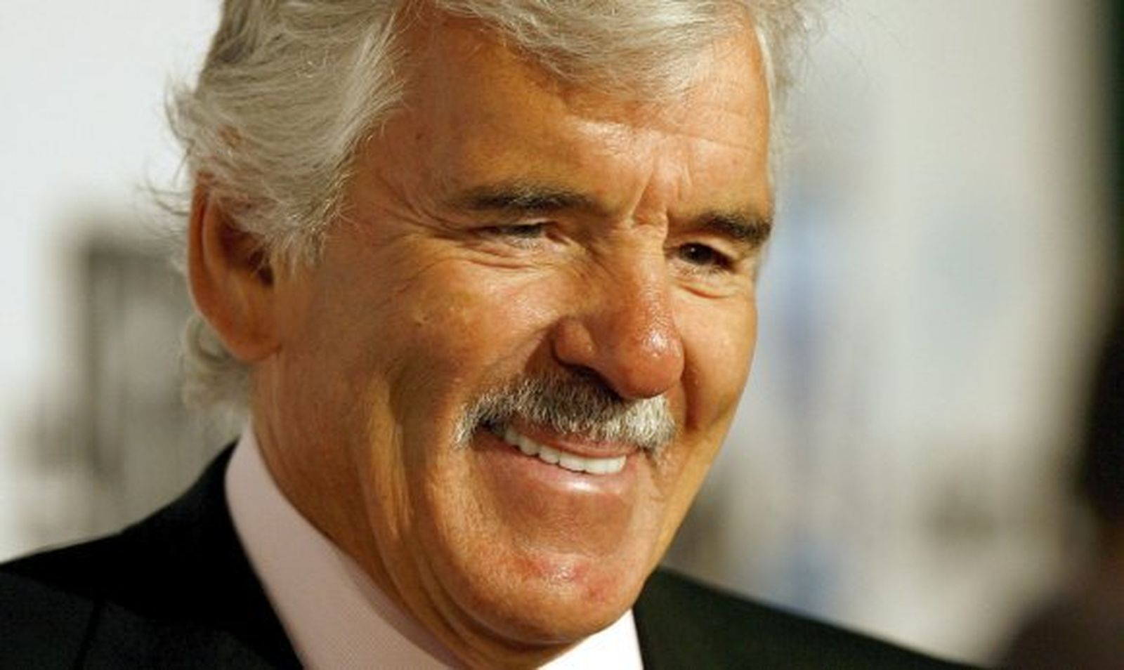 Muere el actor Dennis Farina a los 69 años