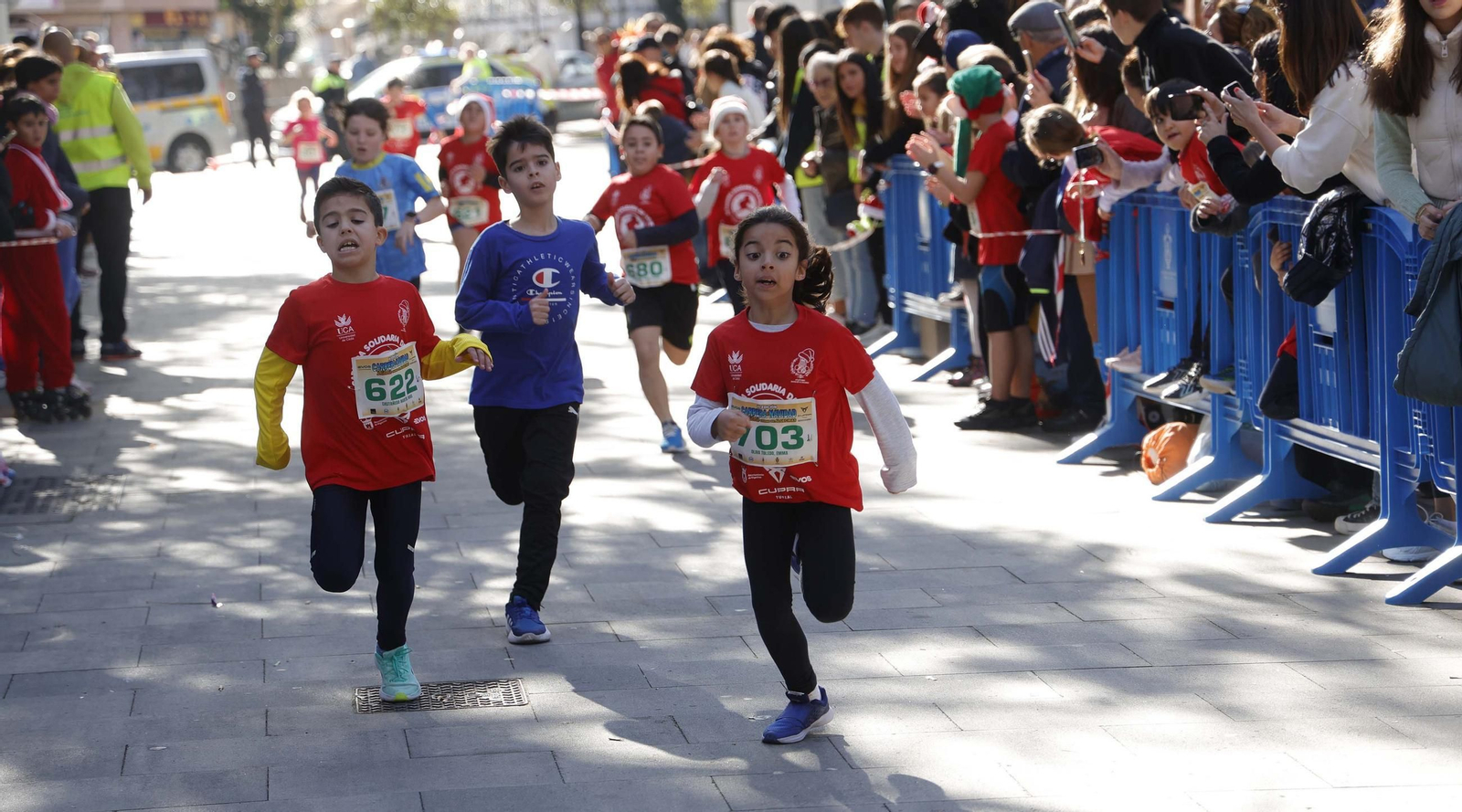 Búscate en la XI Carrera Solidaria de Navidad de Algeciras