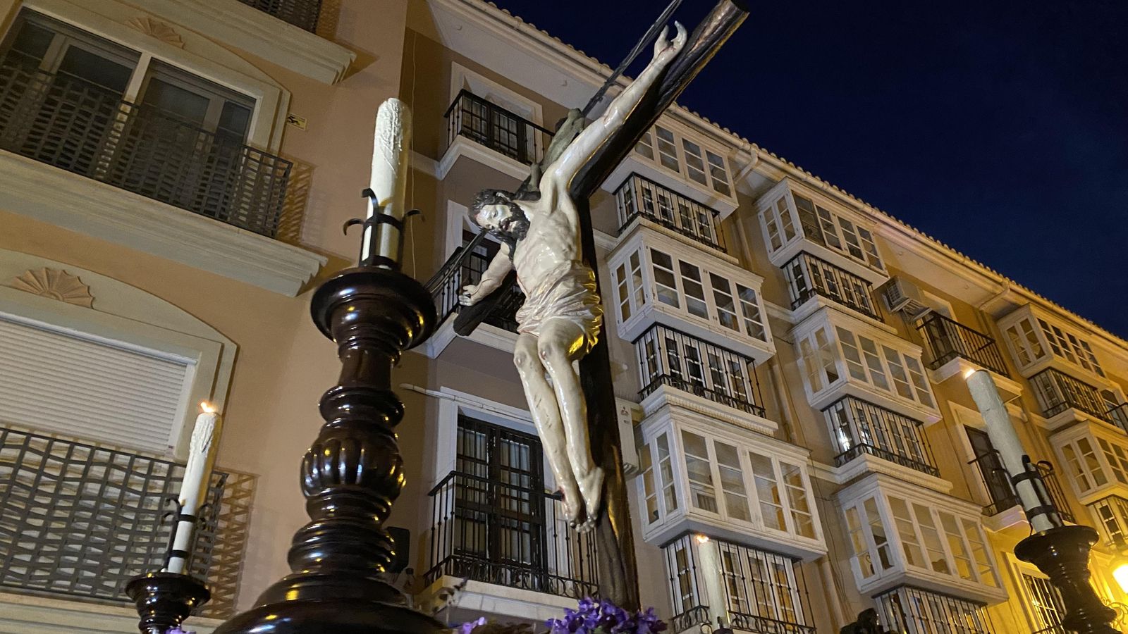 El Santísimo Cristo de Ánimas de Ciegos en calle Nosquera.