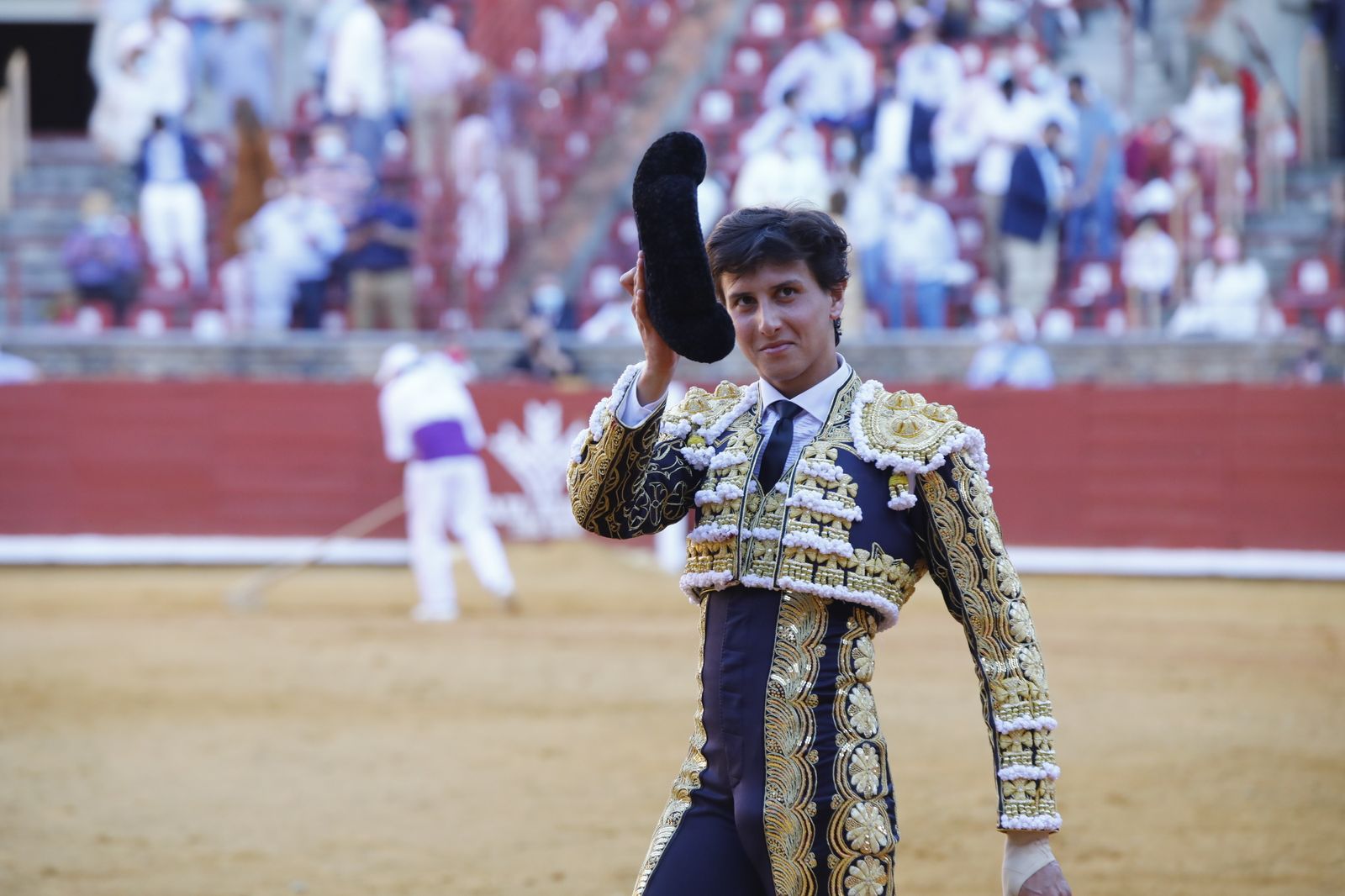 Las fotografías de la corrida mixta de la Feria Taurina de Córdoba con Roca Rey, Aguado y Ventura