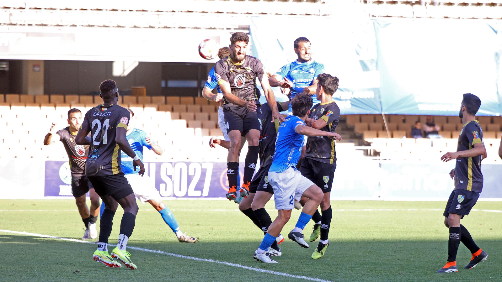 Imágenes del Xerez DFC - Conil CF en Chapín