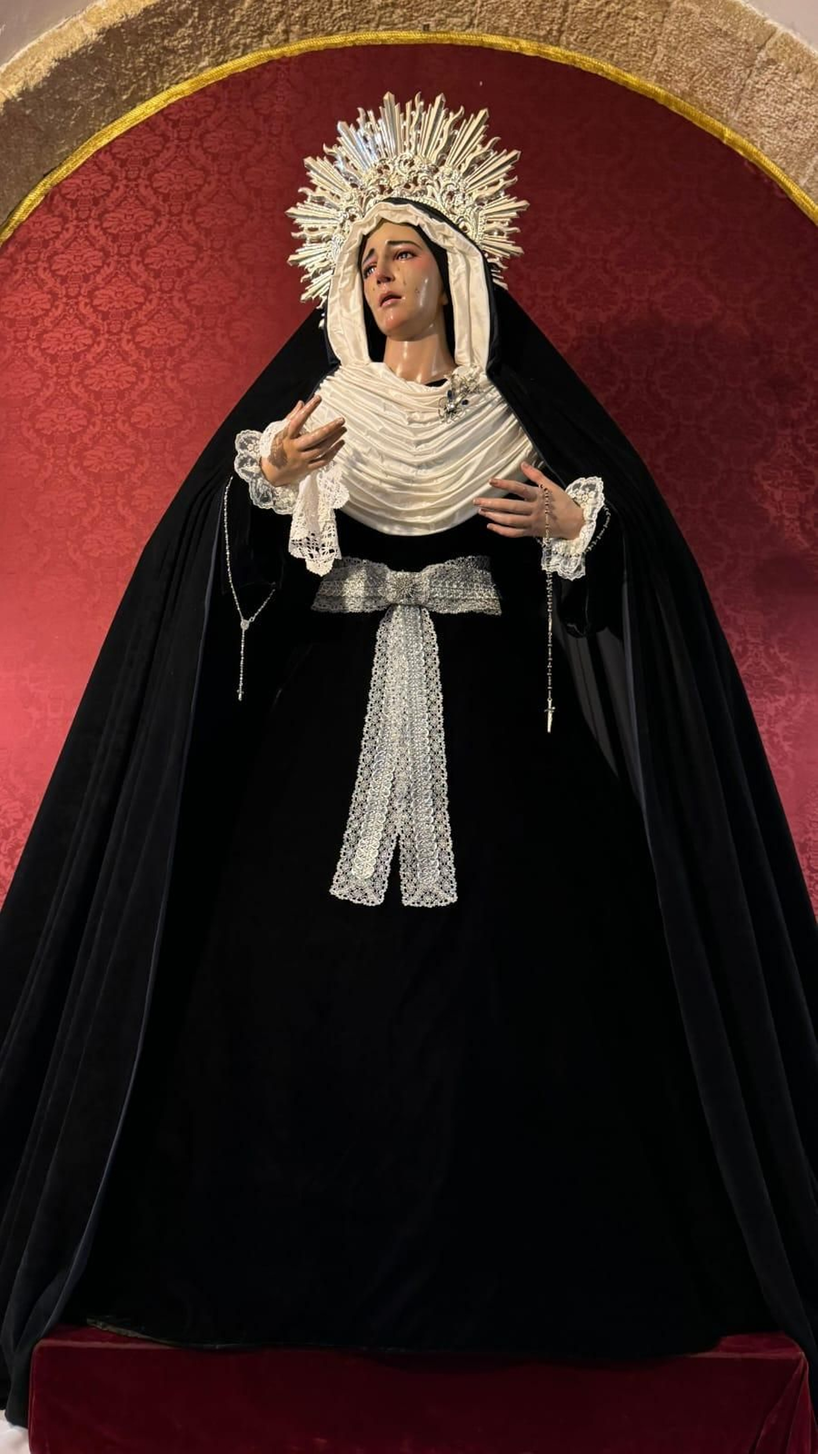La Virgen de la Concepción del Despojado, ataviada de luto. La Virgen de la Concepción del Despojado, ataviada de luto.