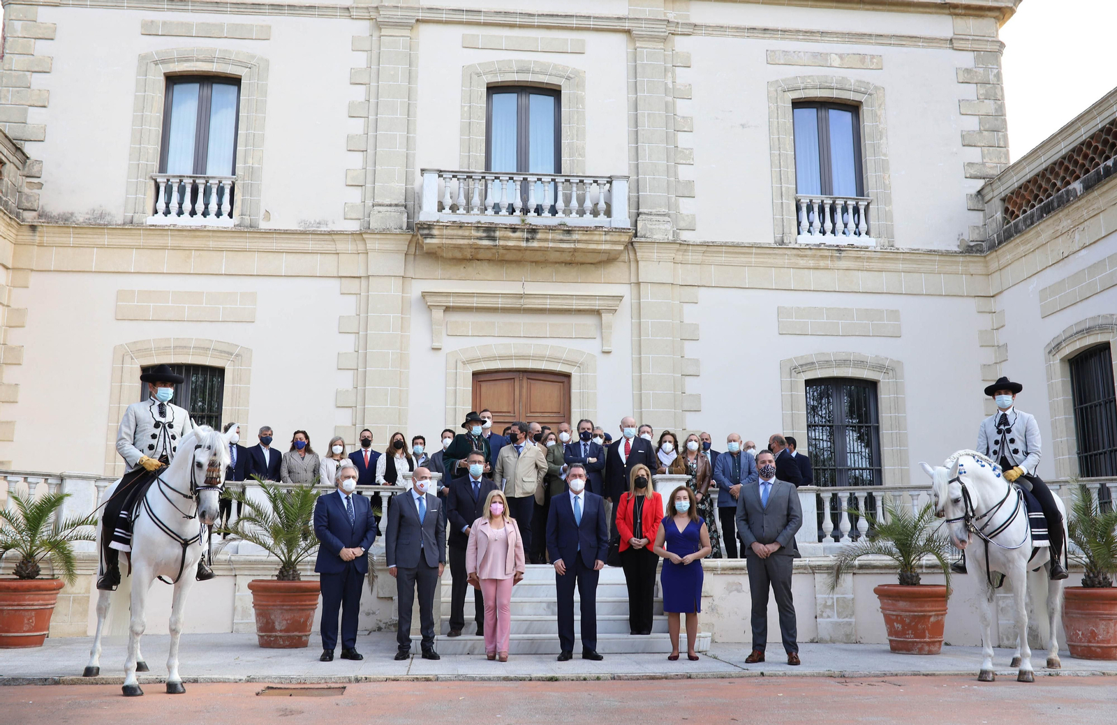 El alcalde de Sevilla, de visita institucional en Jerez