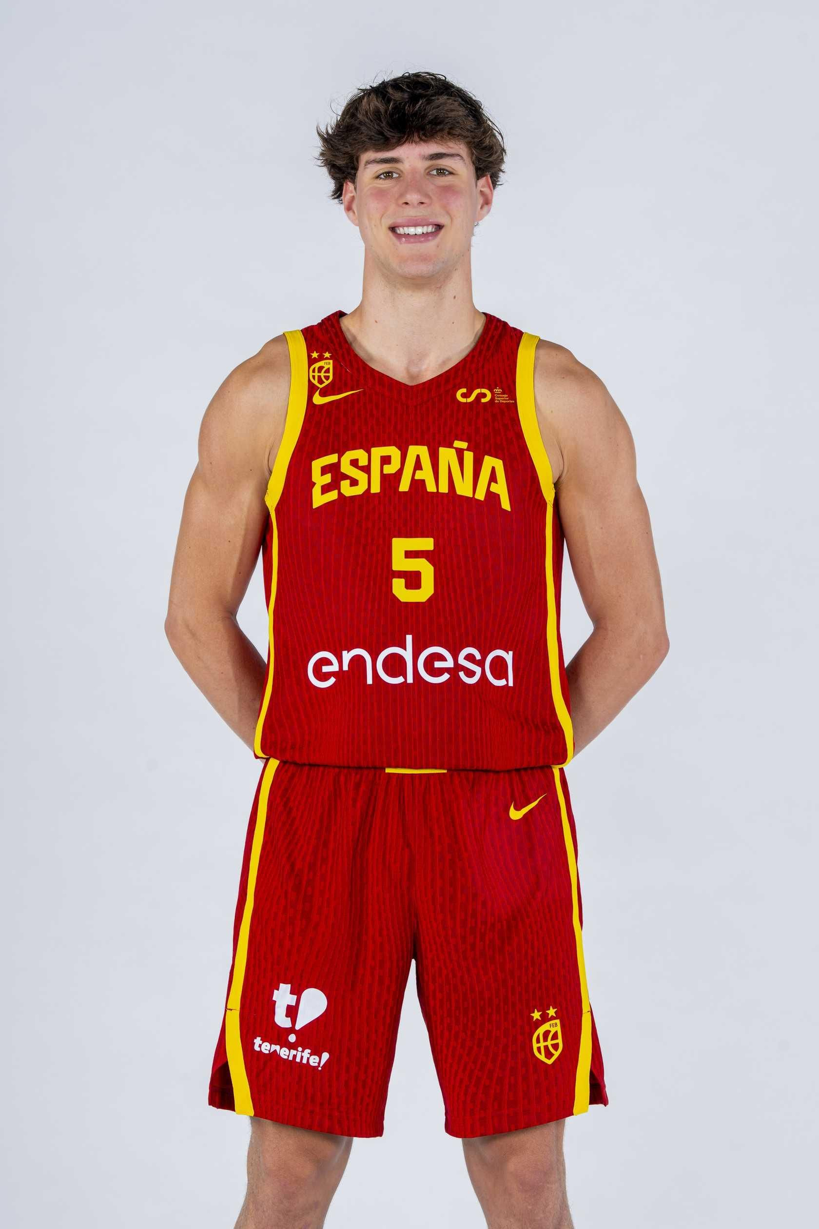 La sesión de fotos oficial de Alberto Díaz y Mario Saint-Supéry con España
