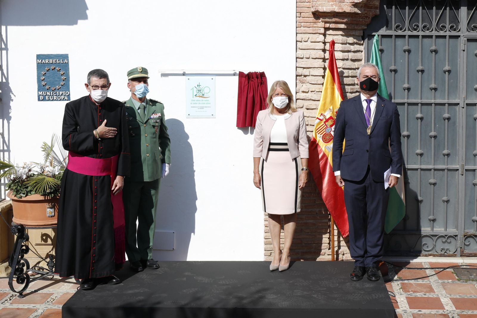 La alcaldesa de Marbella, Ángeles Muñoz, en la celebración del centenario de la Legión.