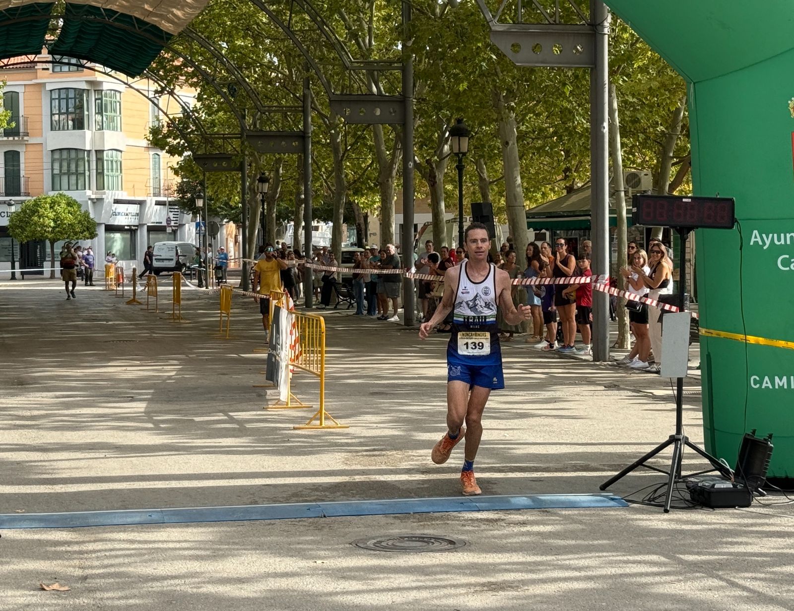 1.200 personas en la 'VIII Quedada Solidaria contra el Cáncer' en Campillos