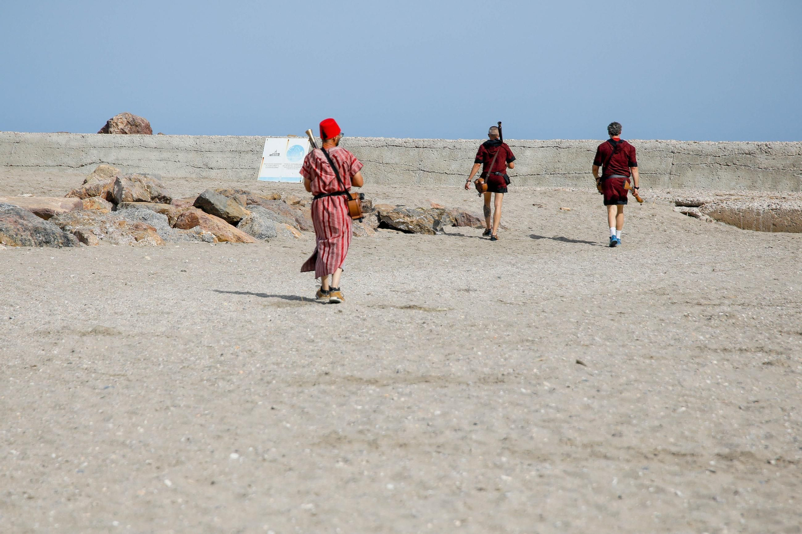 La carrera de cintas y la exhibición de caballos de los Moros y Cristianos de Mojácar, en imágenes