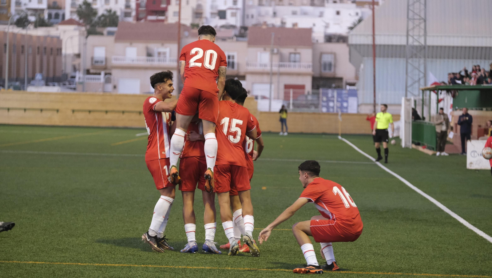 Imágenes del partido U.D. Almería-Elche C.F. de la Copa del Rey Juvenil