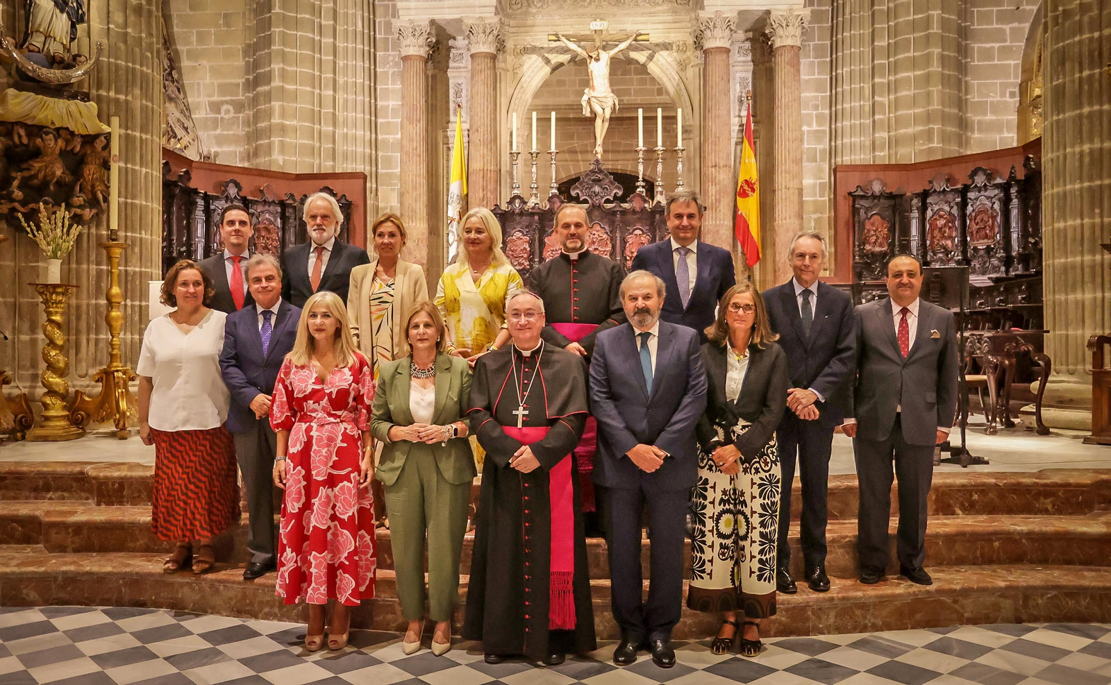 Imágenes de la nueva iluminación de la Catedral de Jerez