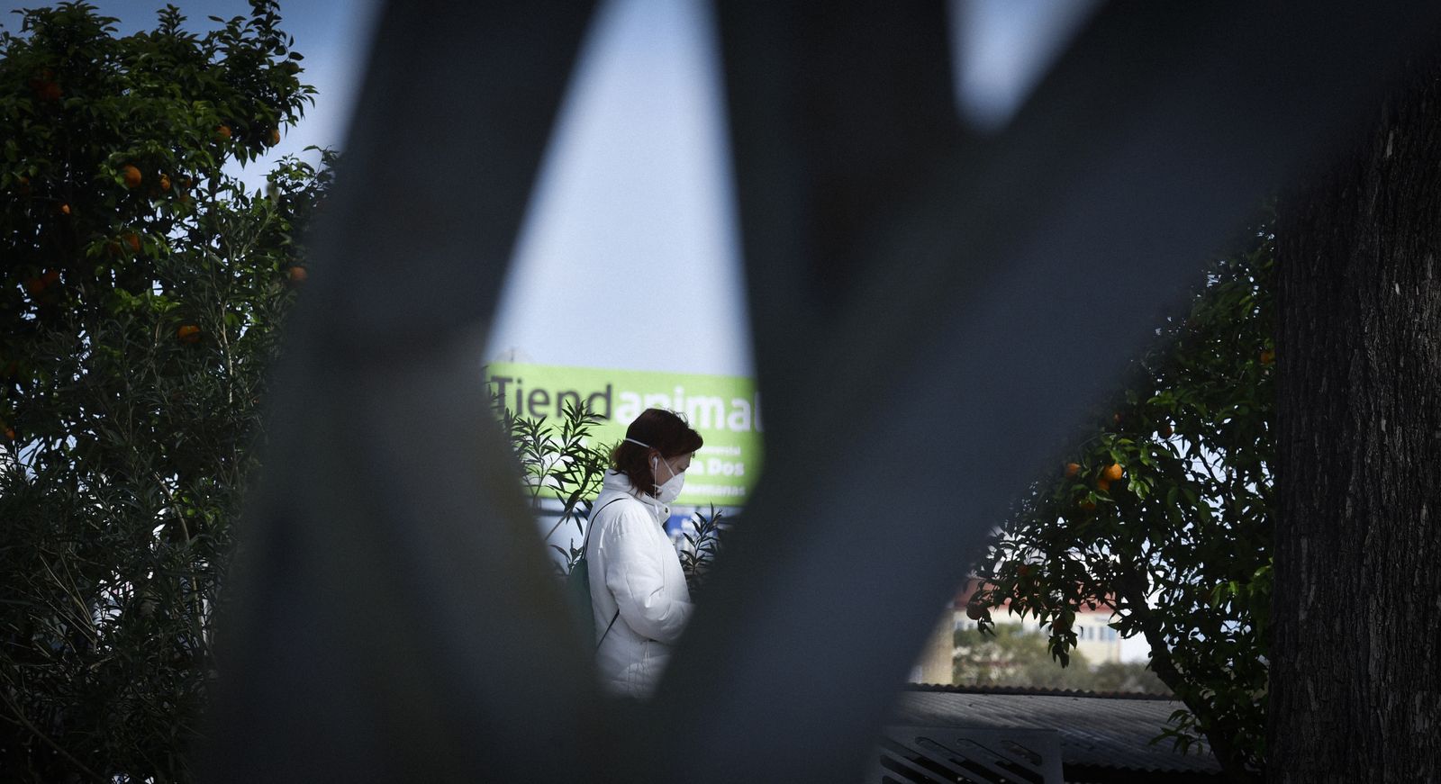 La resistencia en las calles por el estado de alarma: sanitarios de Andalucía, héroes anónimos