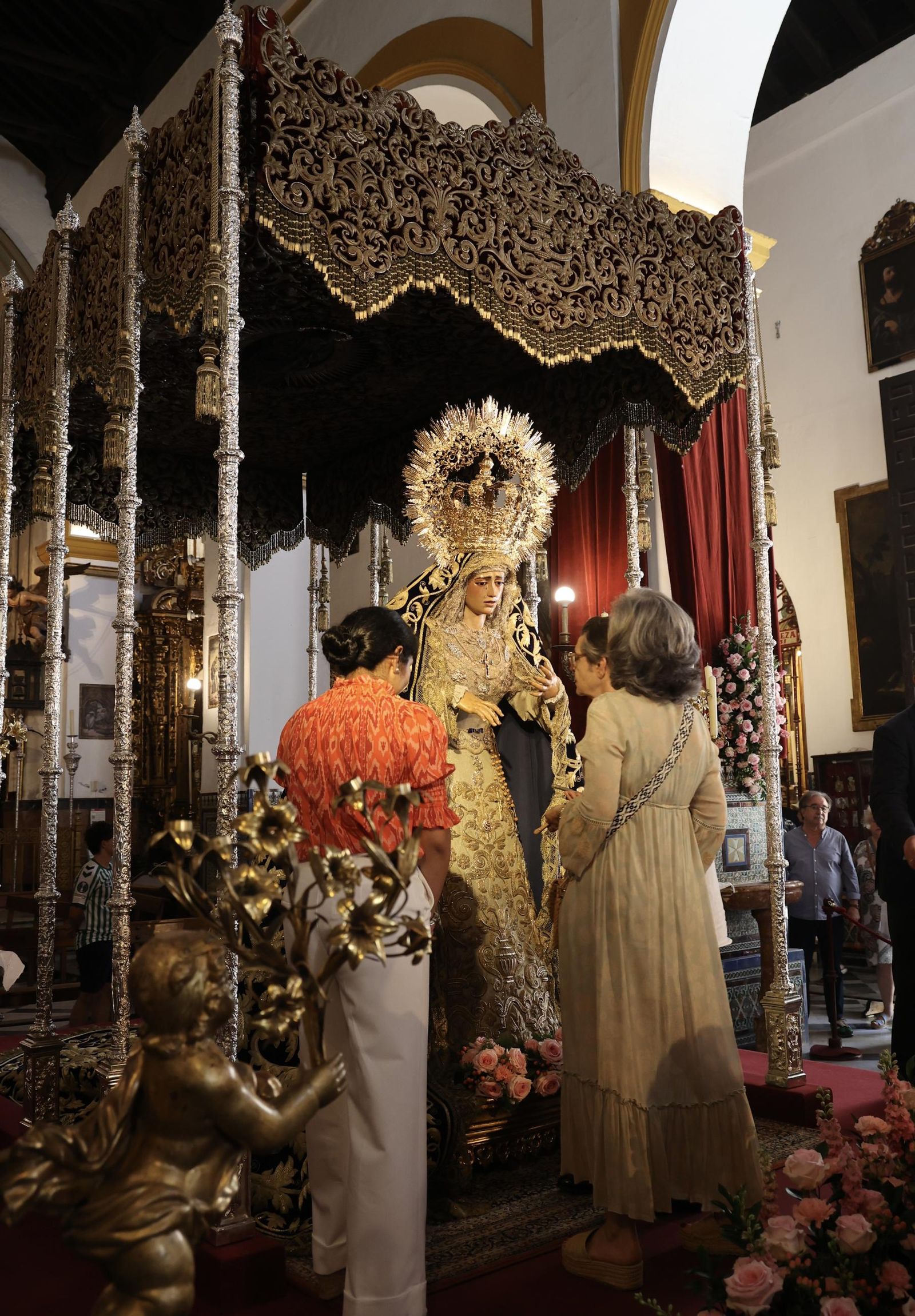 Besamanos de la Virgen de la Amargura