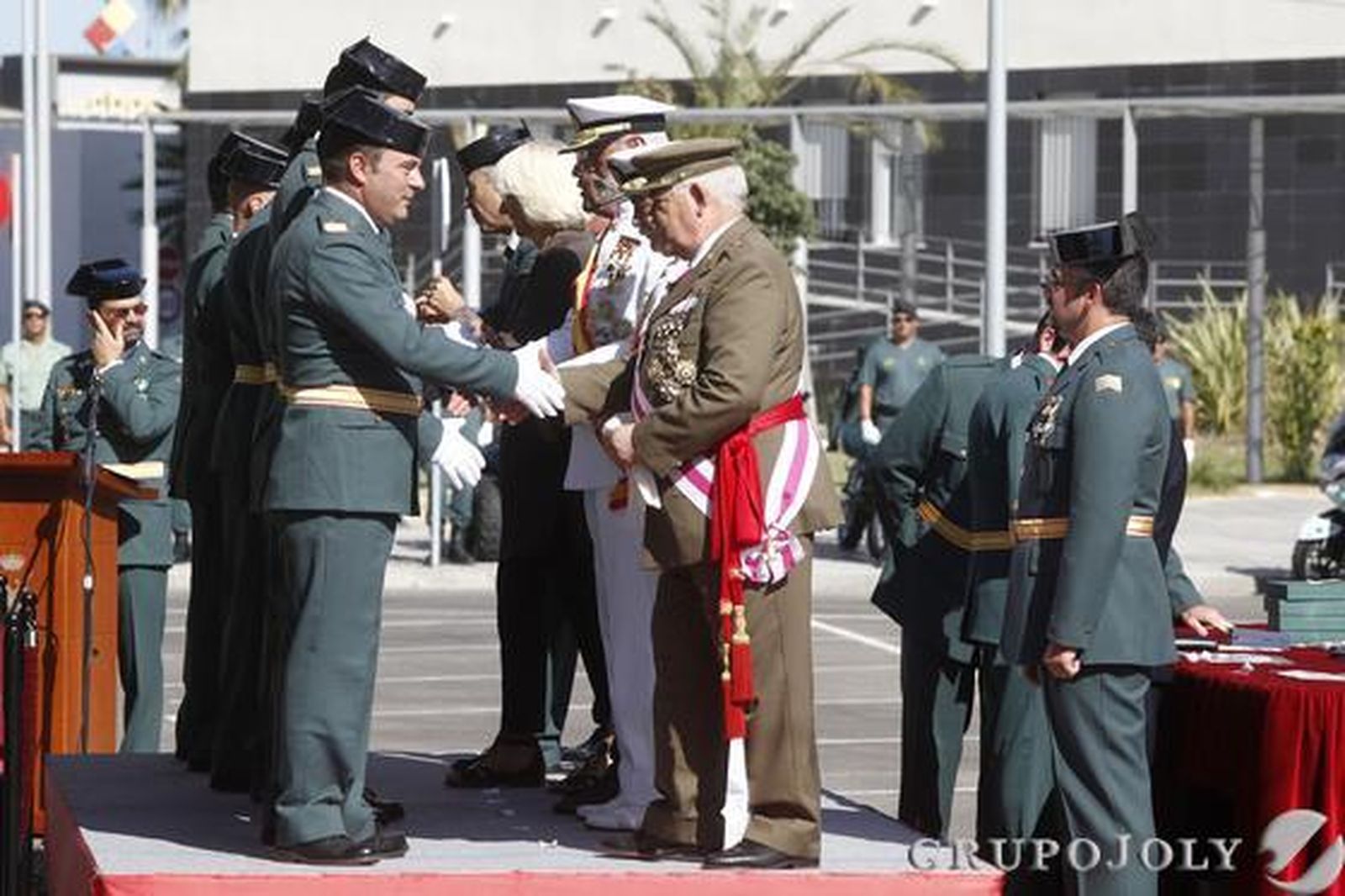 La Guardia Civil celebra el Día de su Patrona, la Virgen del Pilar. 

Foto: Jesus Marin