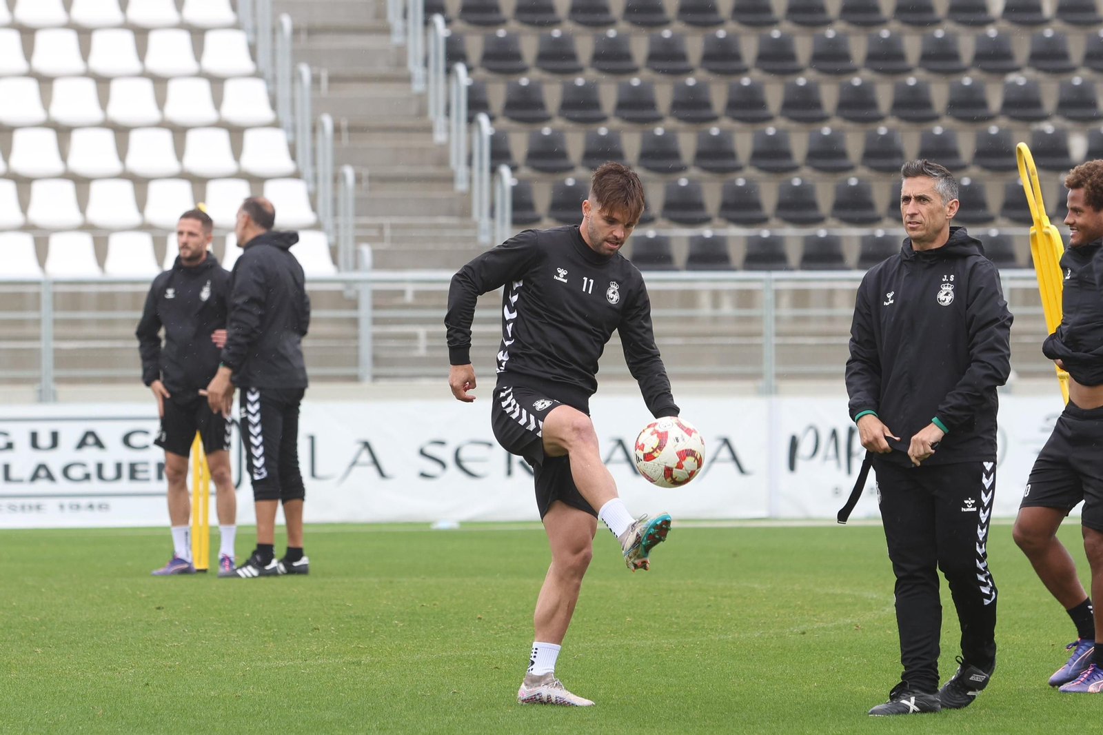 Las fotos del entrenamiento de la Balona previo a su final con el Villanovense