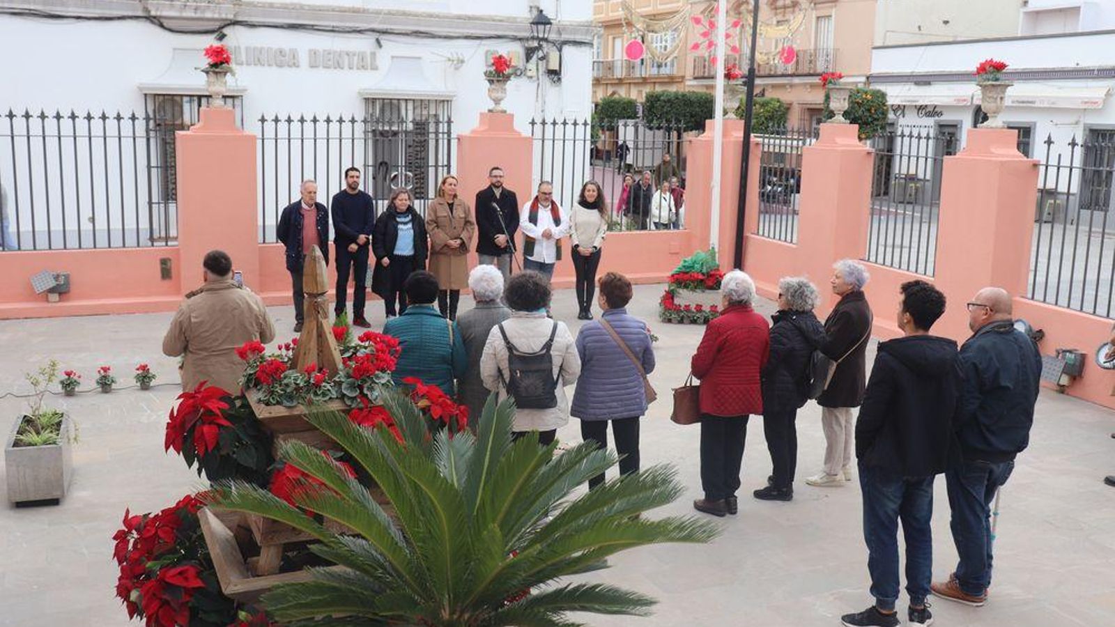 Acto en el patio de la Casa Consistorial