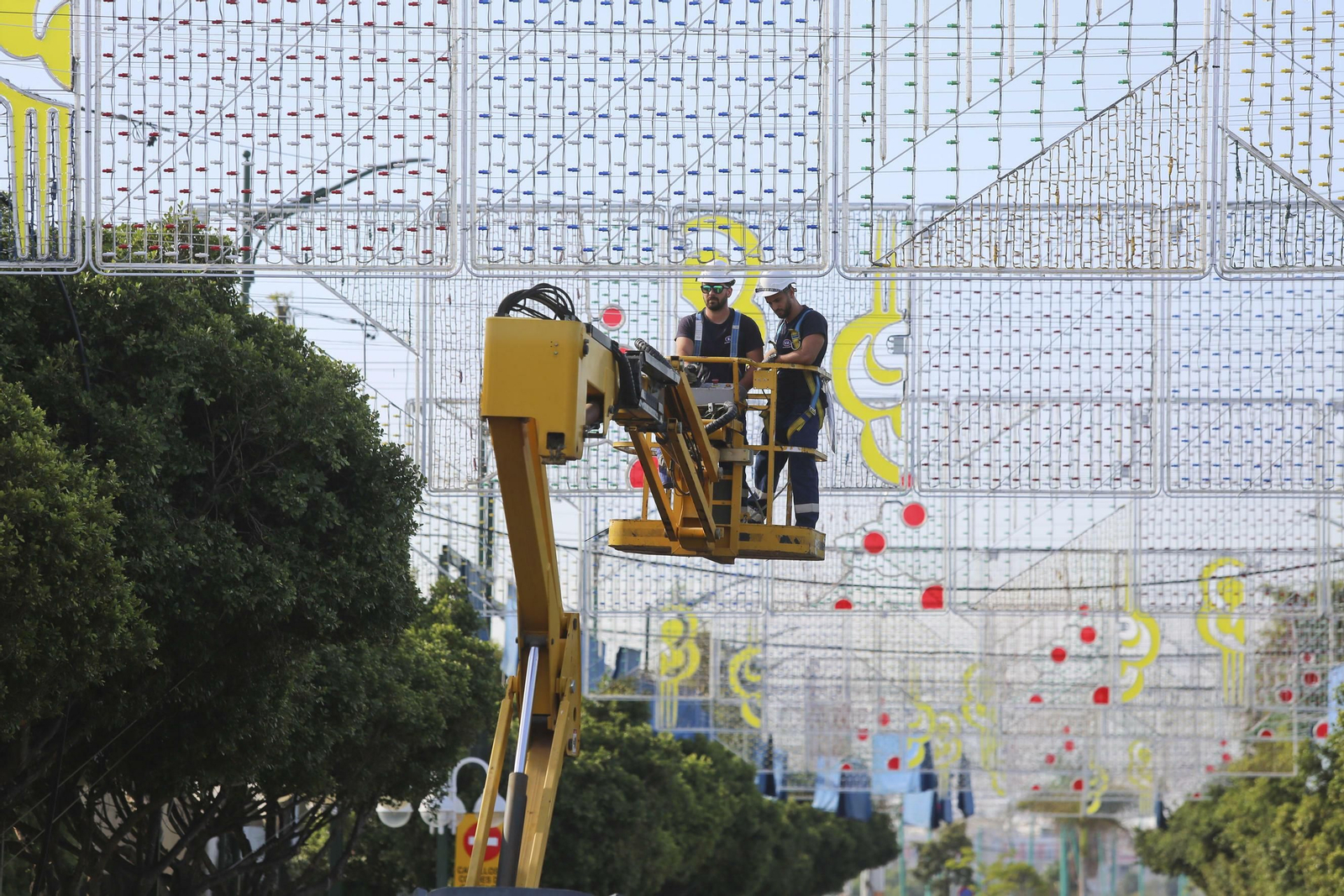 Las fotos de los preparativos para la Feria de Málaga 2019