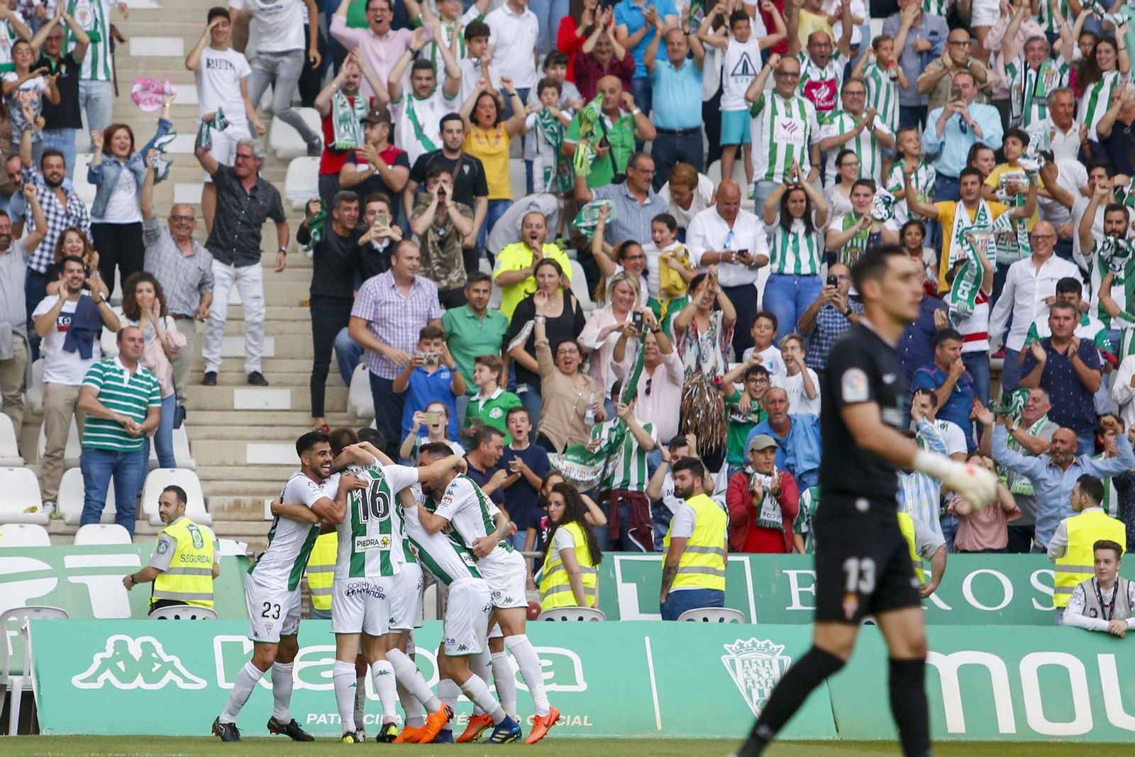 El Córdoba CF-Sporting de Gijón, en imágenes