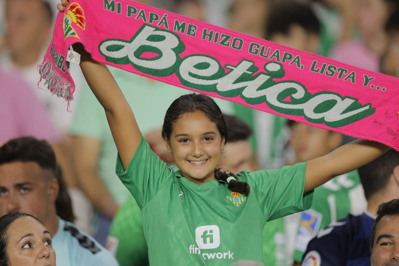 Búscate en las fotos del Betis-Valencia