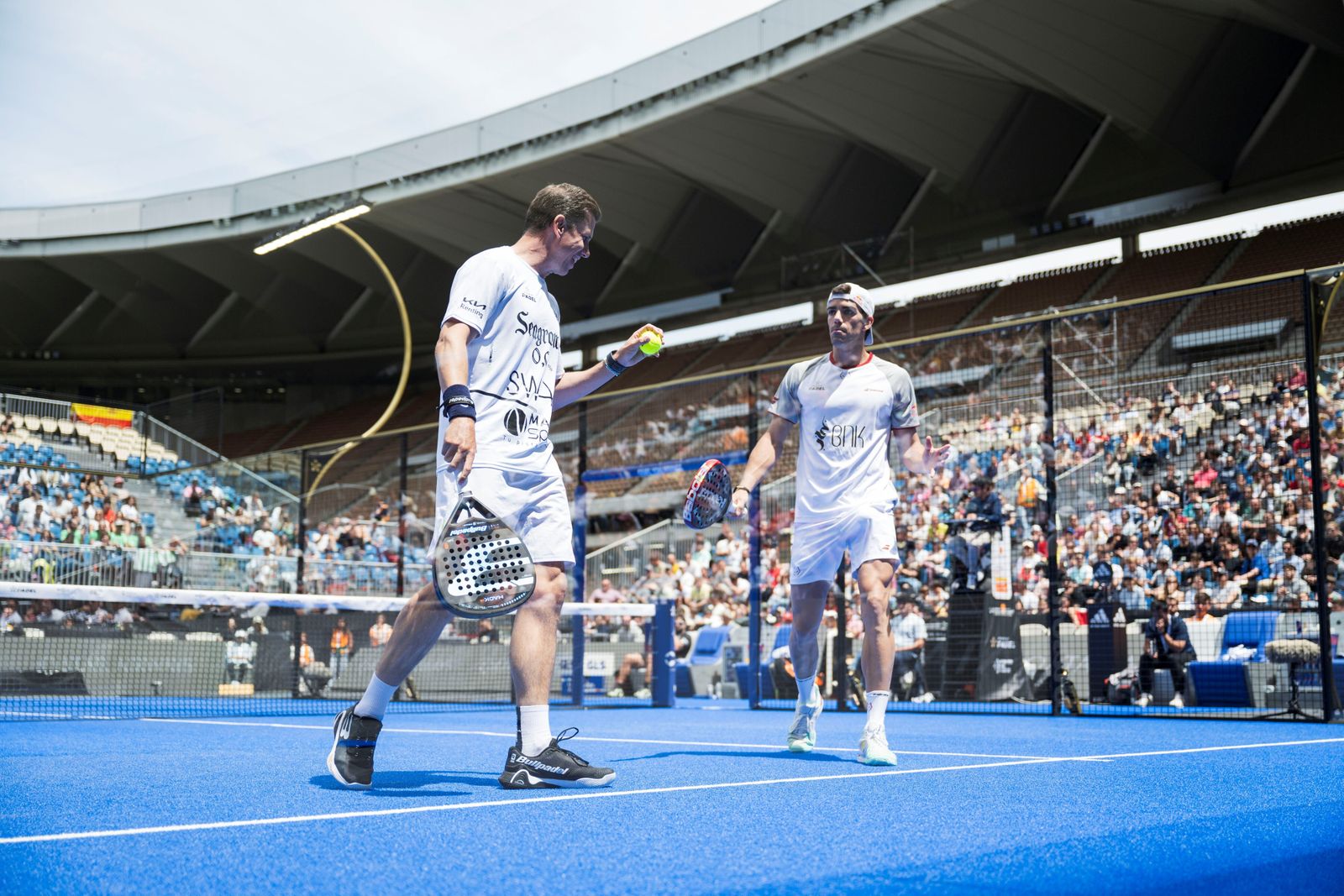 Las mejores fotos de la tercera jornada de pádel en el Estadio de la Cartuja