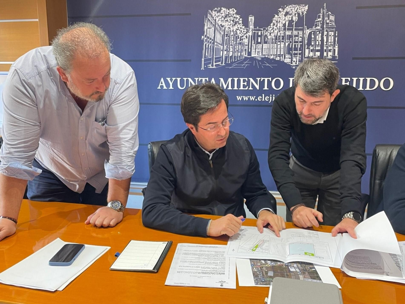 Junta de Gobierno en El Ejido.