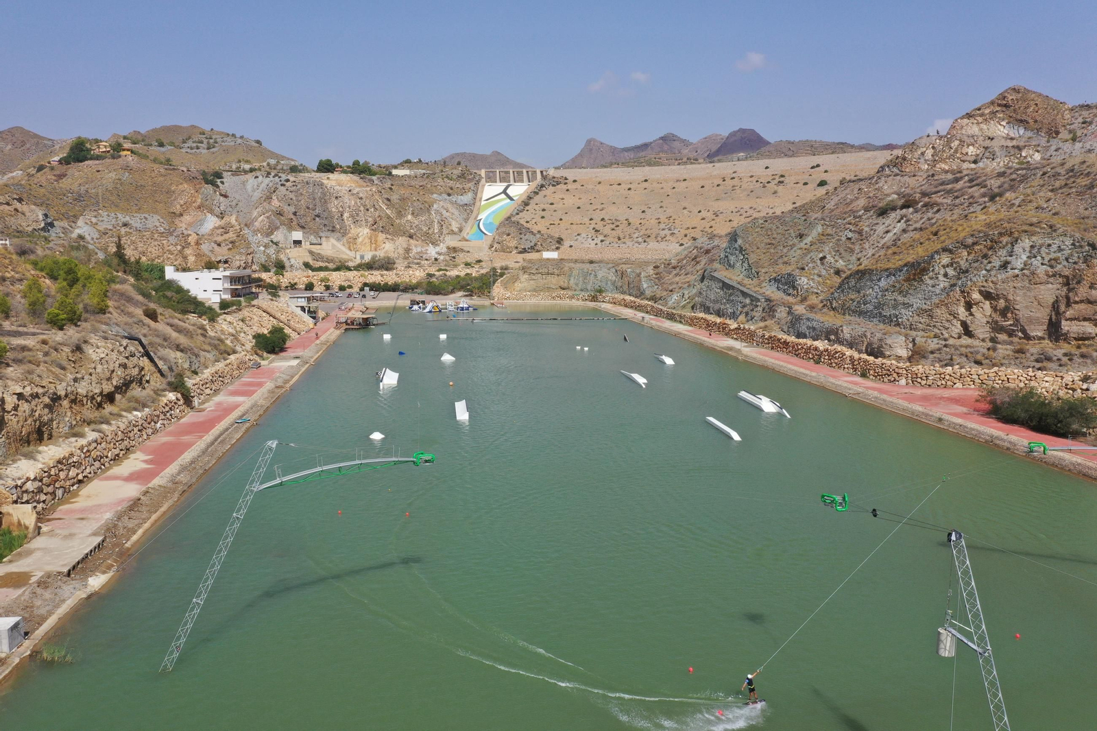 Vista panorámica del canal náutico.