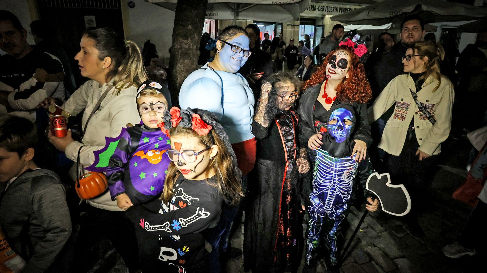 Búscate en la cabalgata de Halloween de Jerez