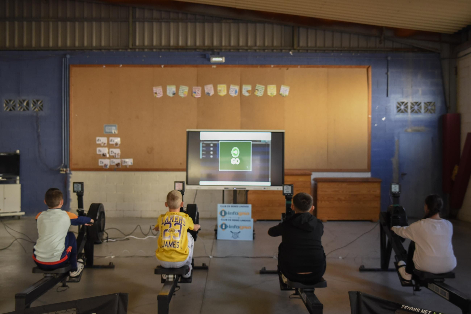 Las fotos de la clase del Club de Remo Linense en el colegio Pablo Picasso