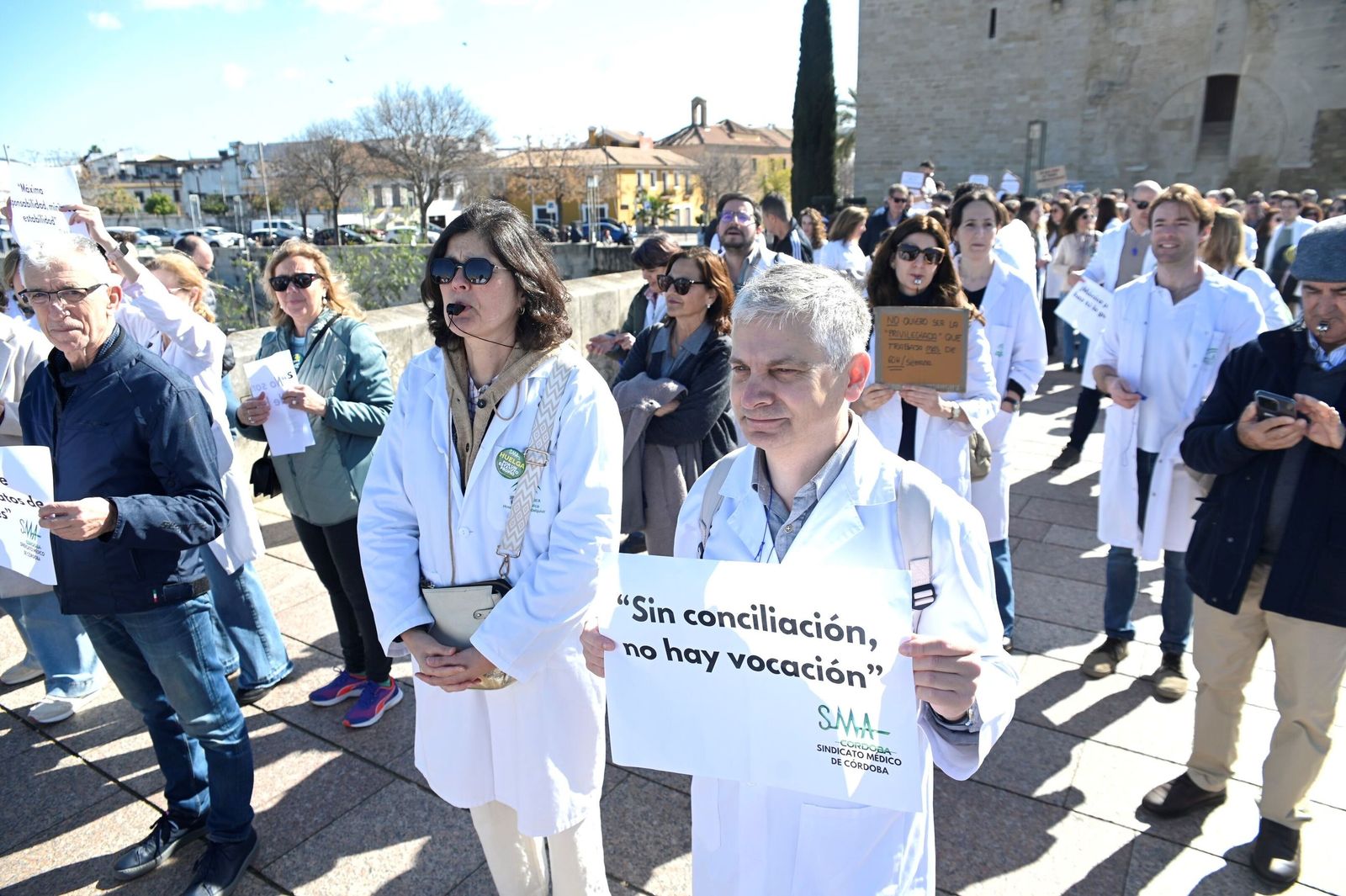 La Marcha de Batas Blancas de los Médicos de Córdoba