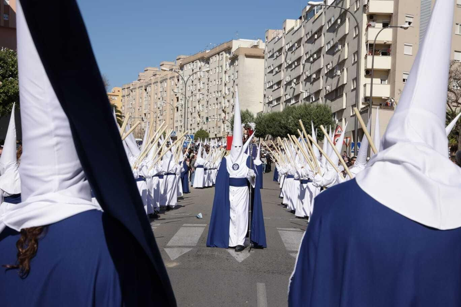 Domingo de Ramos en San Fernando 2023: las imágenes de la hermandad de Humildad y Paciencia