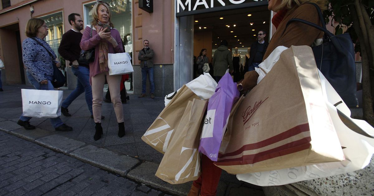 Las ventas navideñas resisten en el centro de sevilla