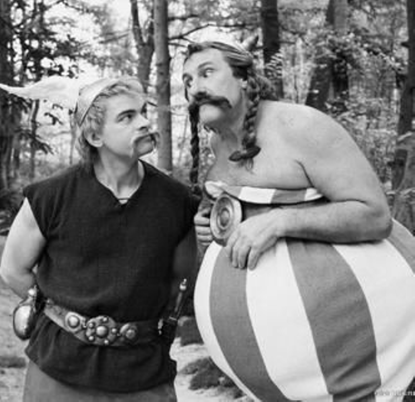Clovis Cornillac (el nuevo Astérix), junto a Gérard Depardieu, que vuelve a interpretar a Obélix.