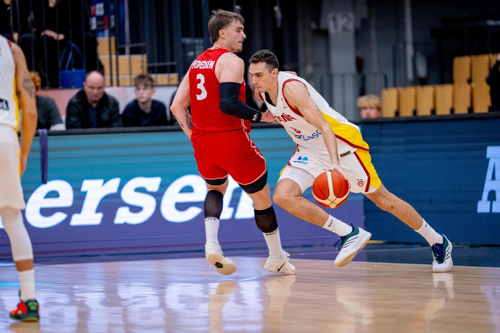 Las mejores fotos del Dinamarca-España de baloncesto