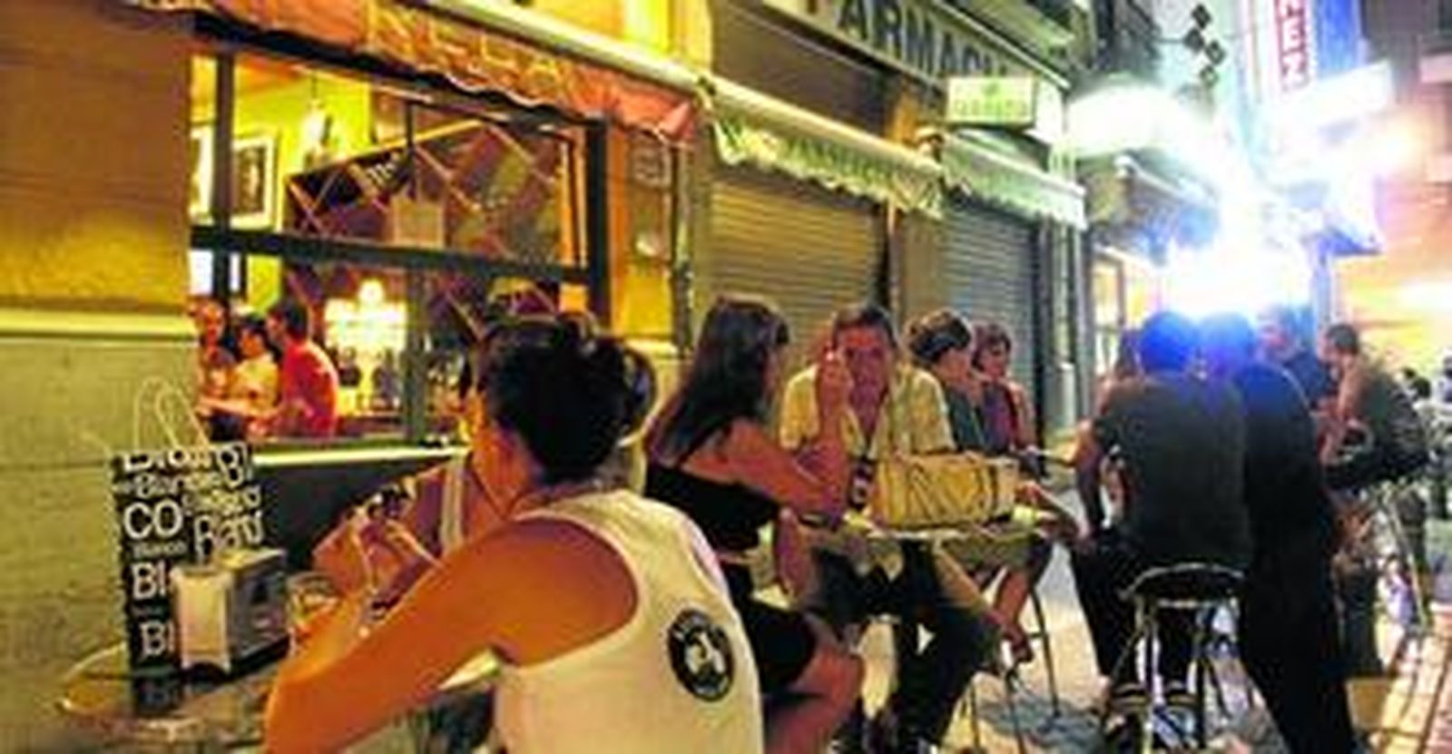Las cafeterías, los bares y los restaurantes han resistido los envites de la crisis.