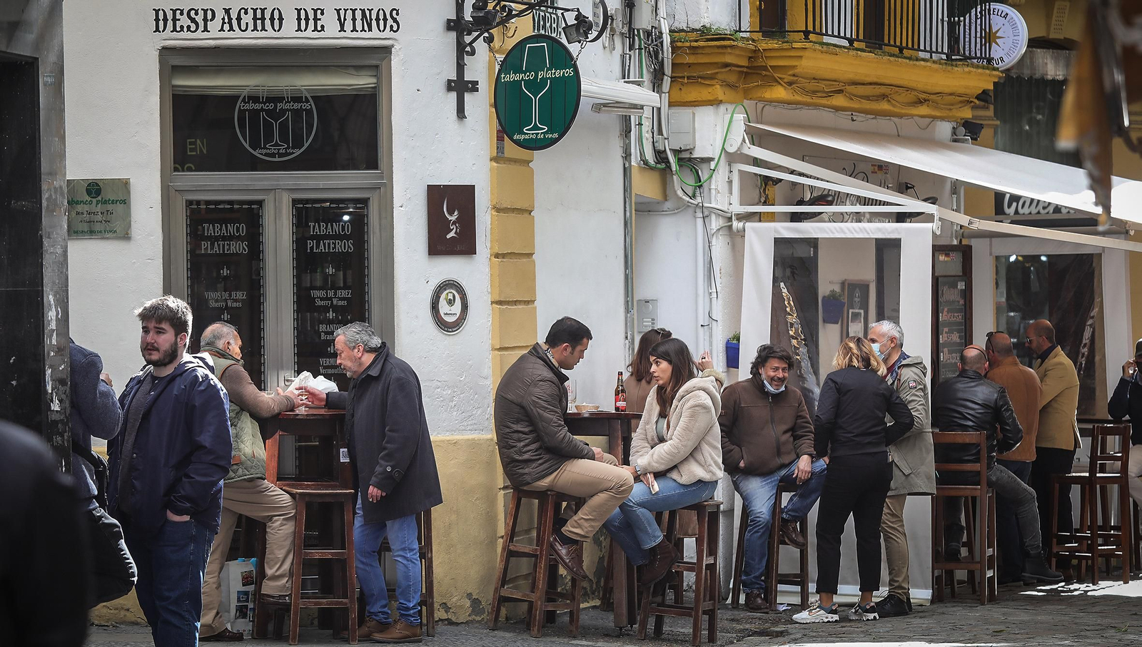 Poco ambiente en los bares del centro de Jerez