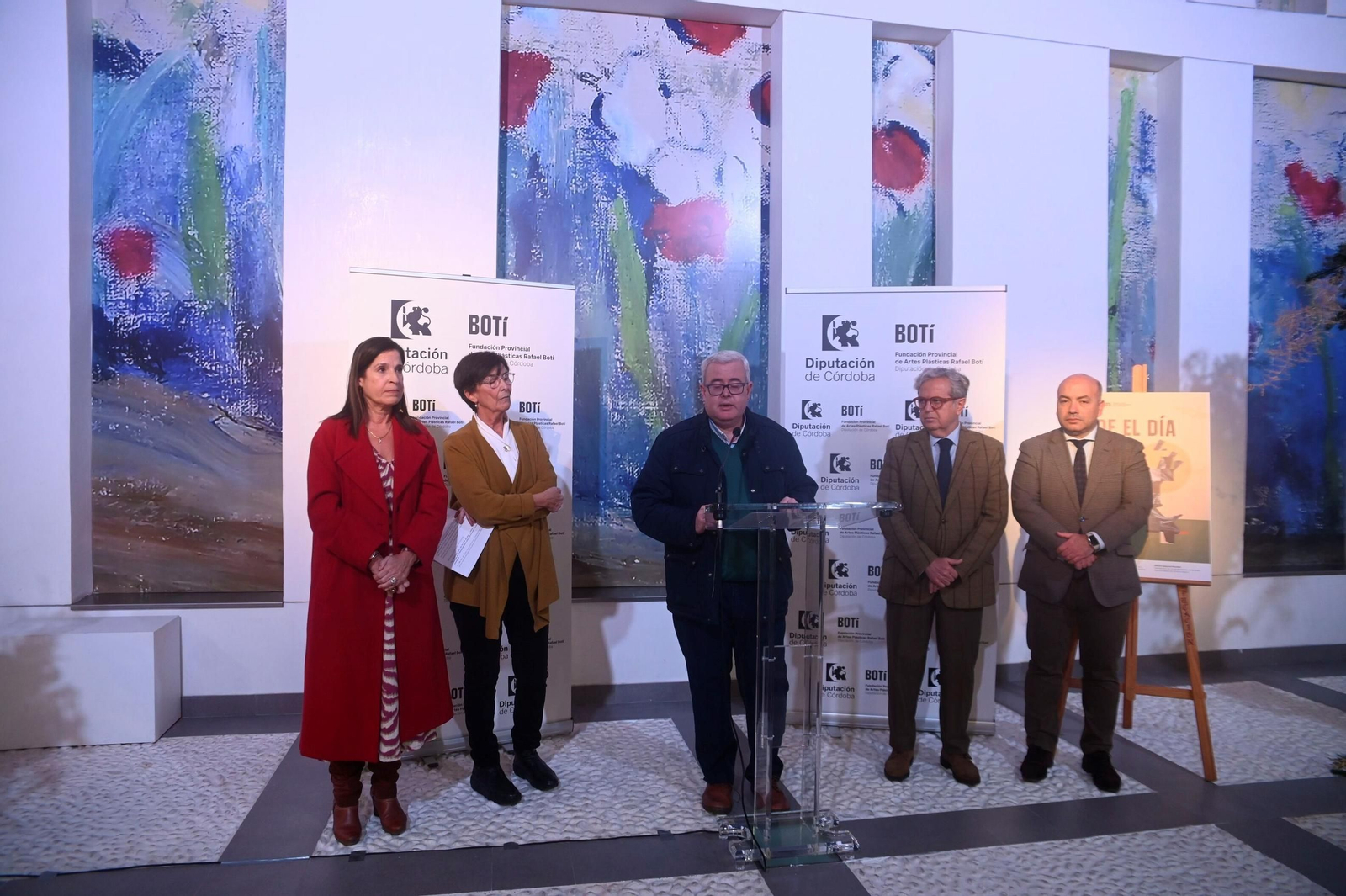 Un paseo en imágenes por la exposición 'Arde el día' del Centro de Arte Rafael Botí de Córdoba