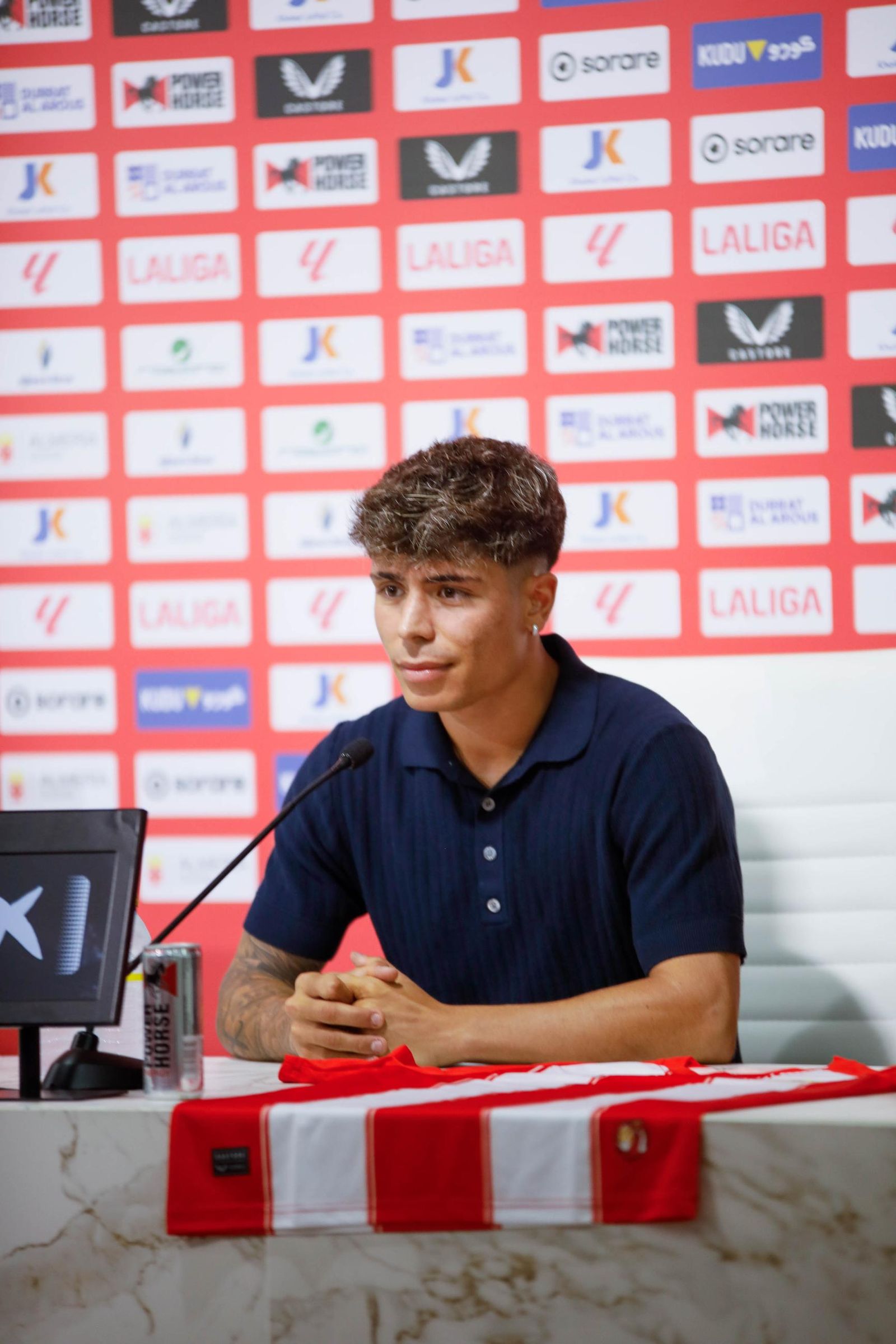 Presentación de Nico Melamed como nuevo jugador de la UDA, en imágenes