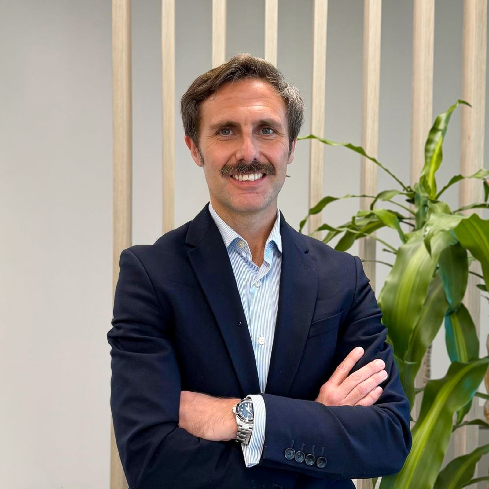 Julio César González.