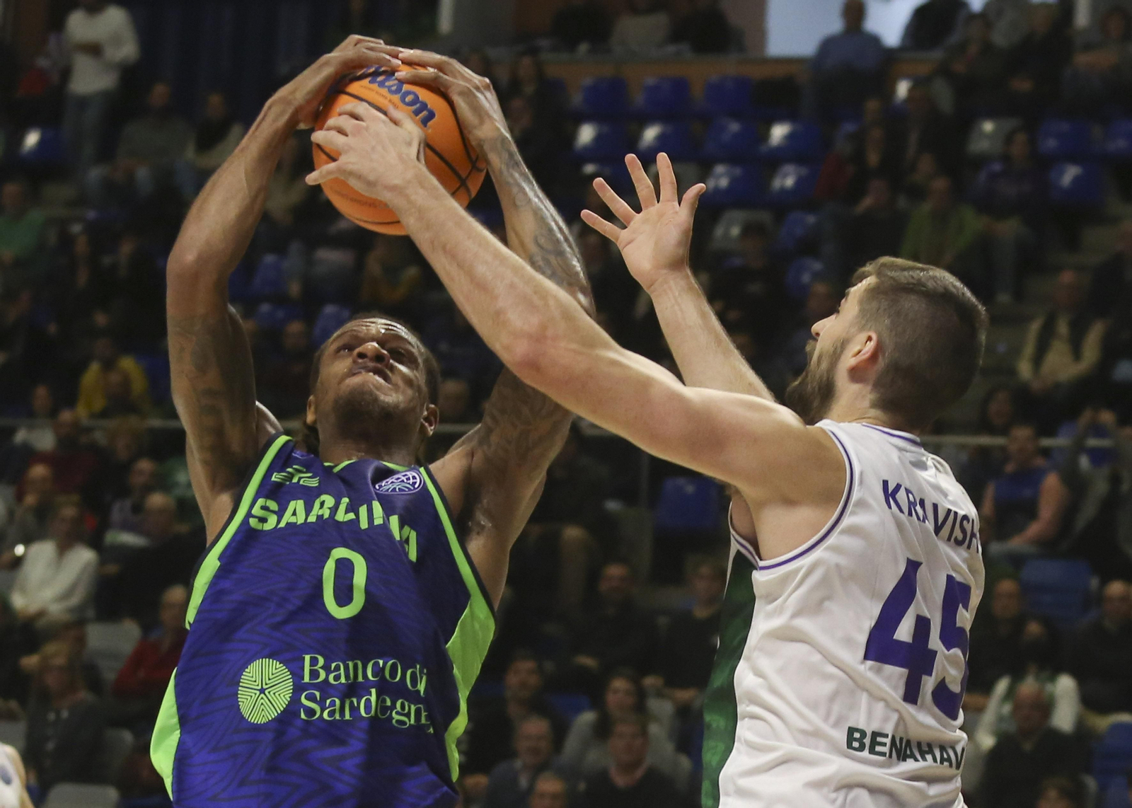 El Unicaja-Dinamo Sassari, en fotos