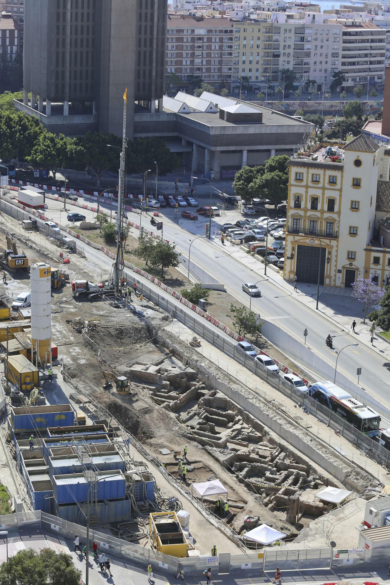 Fotos de los restos arqueológicos encontrados en la obra del Metro de Málaga