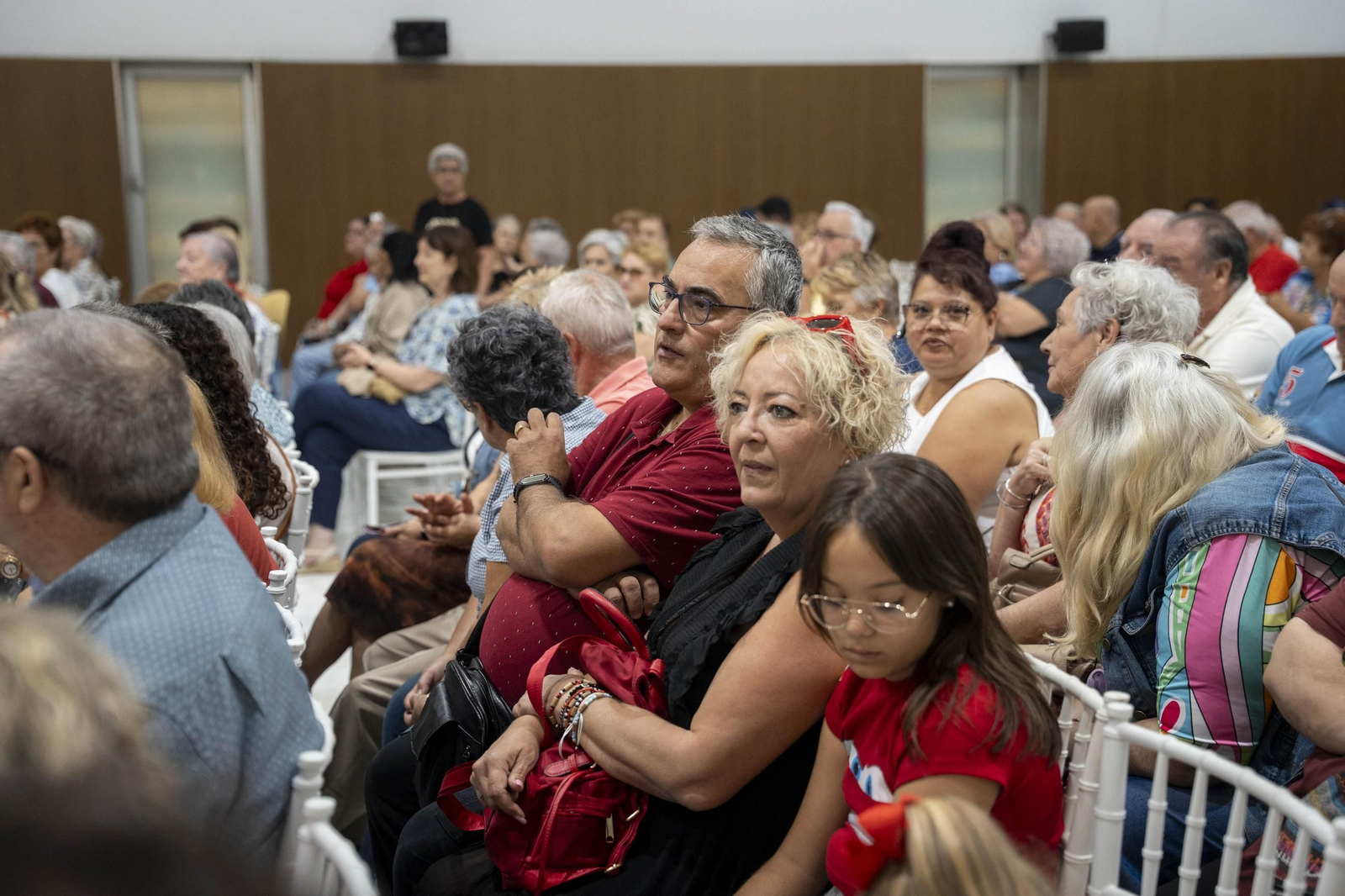 El encuentro Vecinal en el Palacio de Exposiciones y Congresos ‘Cabo de Gata – Ciudad de Almería’ de El Toyo, en imágenes