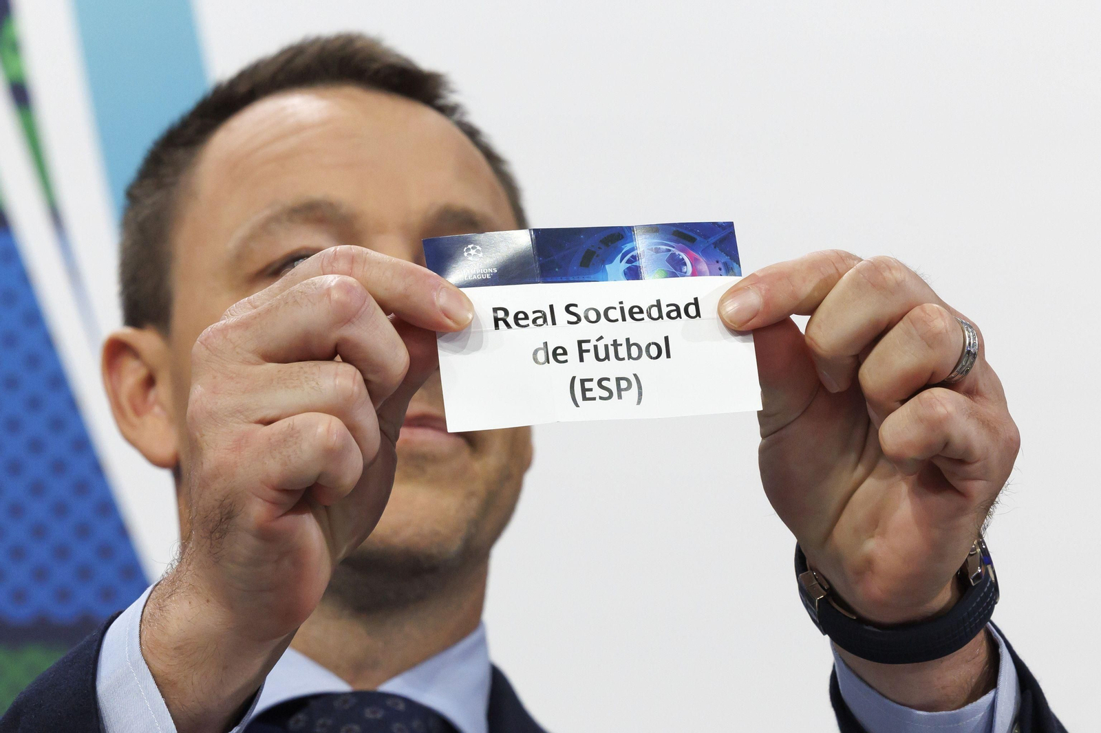 Las fotos de los sorteos europeos con el Betis en la Conference