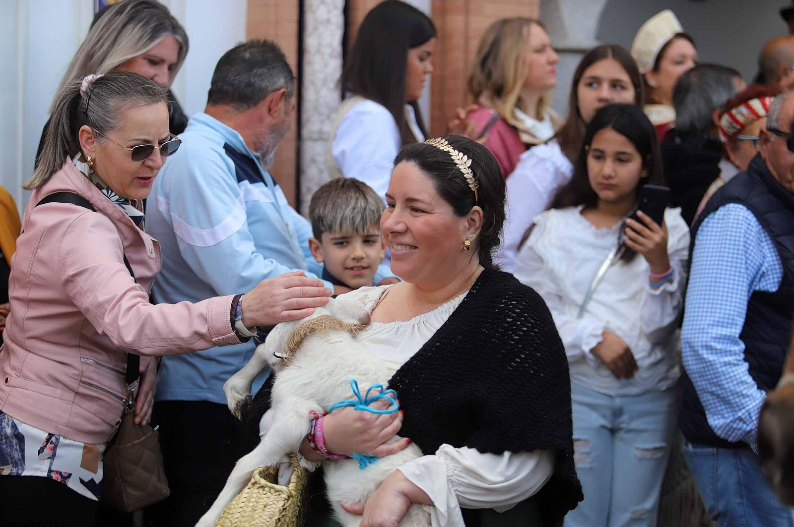 Imágenes del gran ambiente en la Feria Medieval de Palos de la Frontera, Huelva