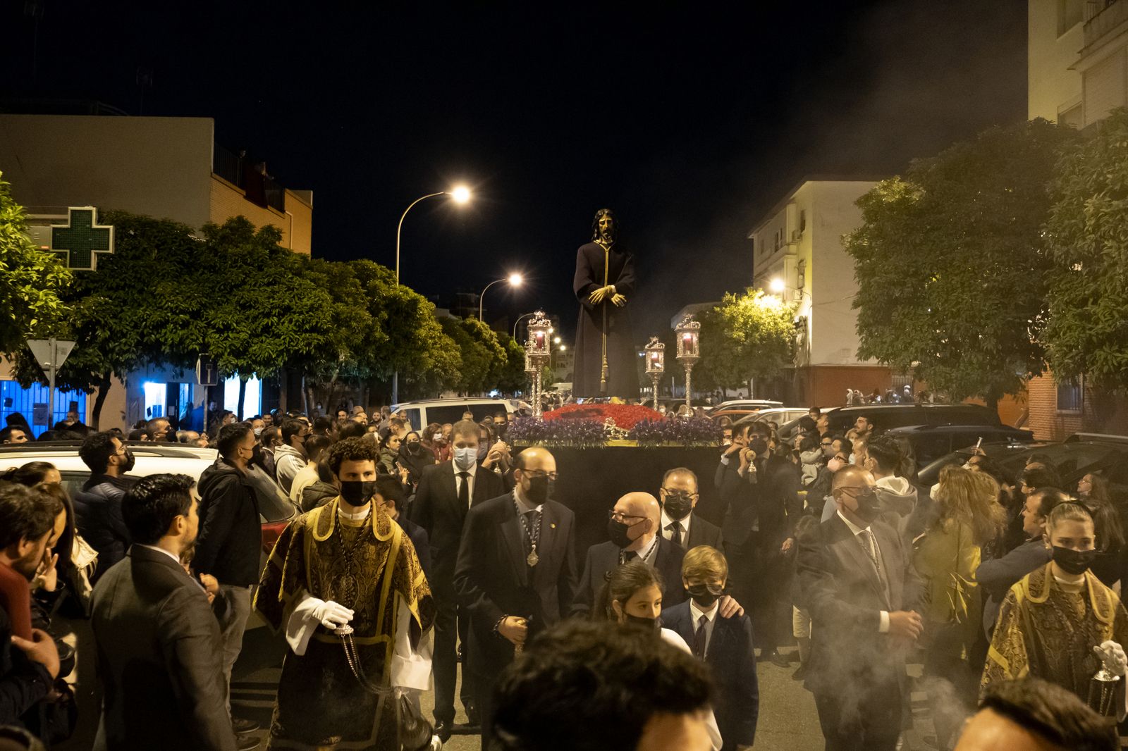 El vía crucis del Cautivo de Santa Genoveva, en imágenes