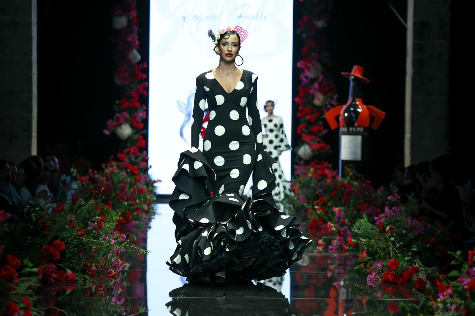 Desfile de Raquel Bollo en la Pasarela Flamenca Tío Pepe Jerez 2024