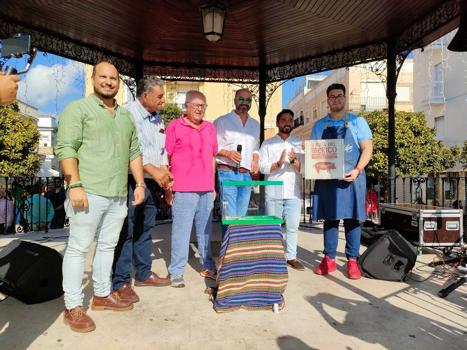 Entrega del premio a Tapeo Gastrobar por su tapa con el ibérico como protagonista