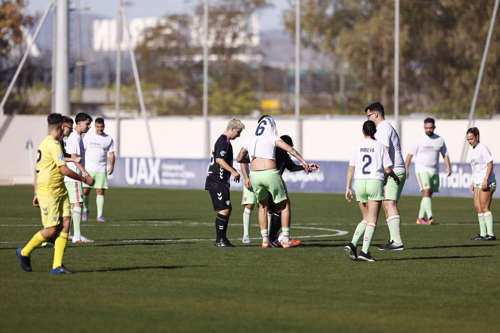 El Málaga CF Genuine se impone a la selección malagueña de influencers