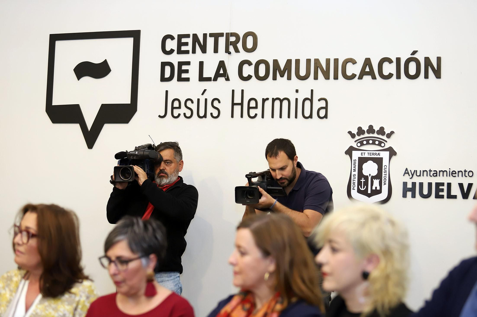 El Centro de Comunicación "Jesús Hermida" abre sus puertas, en imágenes