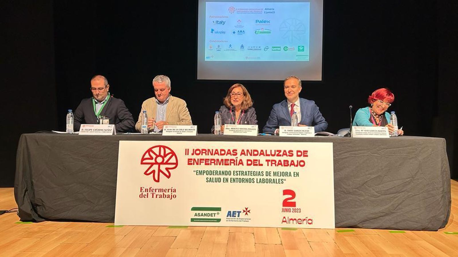 Felipe Cañadas, Juan de la Cruz Belmonte, Araceli Santos Posada, Amós García Hueso y María del Mar García durante la presentación de las jornadas